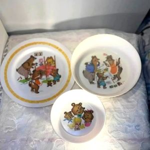 Oneida VINTAGE 1969 Golilocks & 3 Bear child's dining set